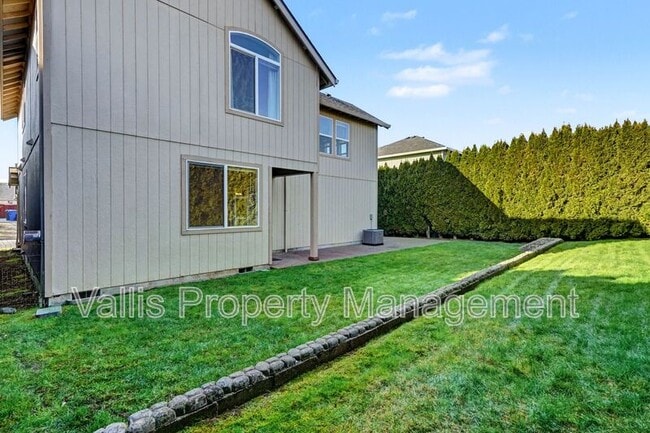 Building Photo - 4936 Evie Jean St NE