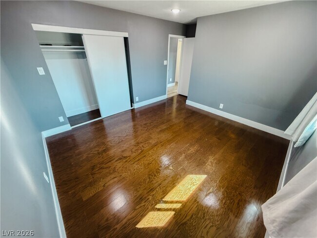 Building Photo - 2580 E Hacienda Ave