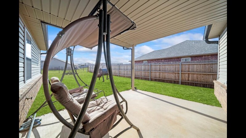 Building Photo - 12329 N 108th E Ave