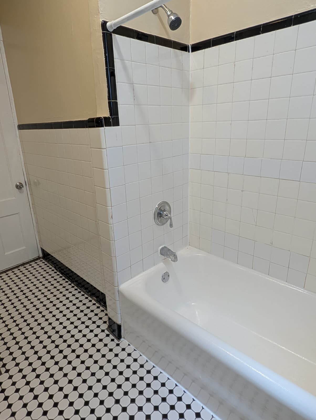 Building Photo - 92 Sylvan Ave