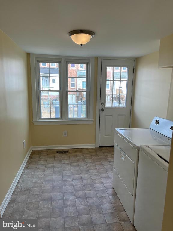 Building Photo - 118 Patapsco Ave