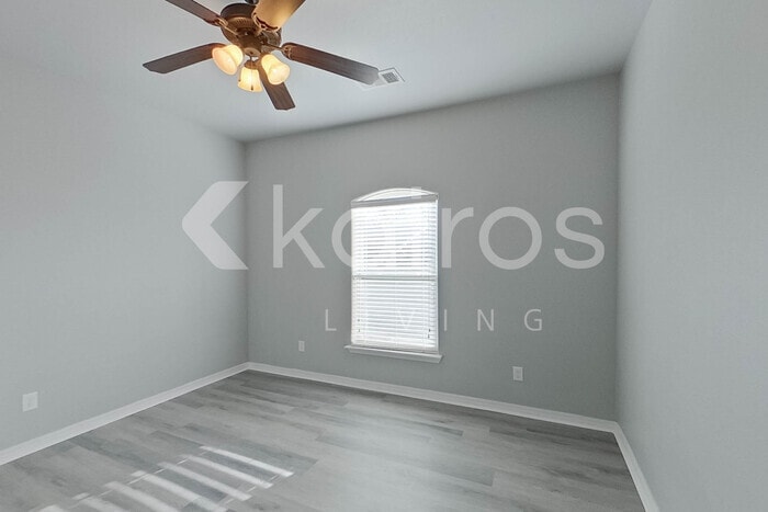 Building Photo - 7110 Mosley St