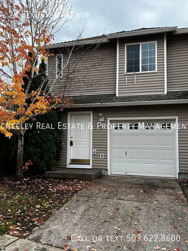 Primary Photo - Nice 3 Bedroom Home