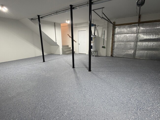 Building Photo - 157 Vulco Dr