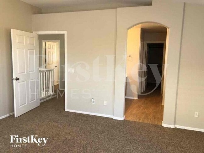 Building Photo - 29125 N Yellow Bee Dr