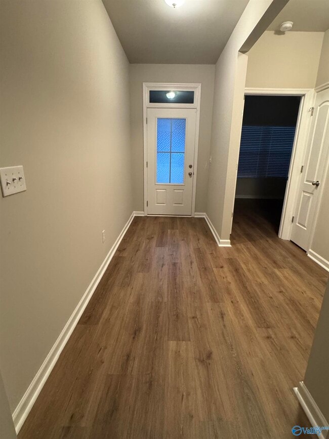 Building Photo - 115 Oak Terrace Ln