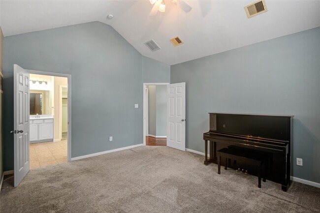 Building Photo - 6007 Dover Creek Ln