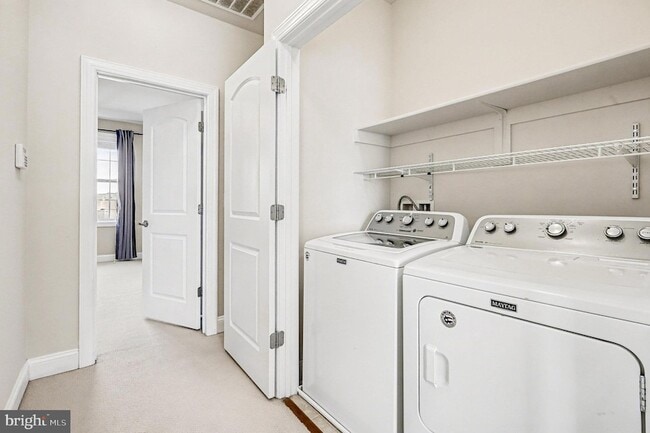 Building Photo - 2228 Merseyside Dr