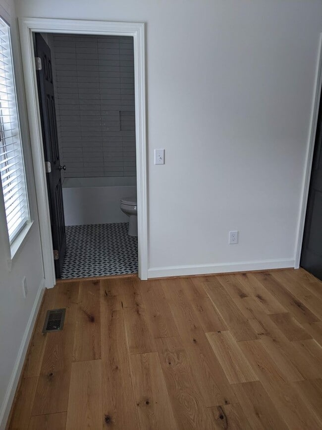 Building Photo - 162 Morgan Pl