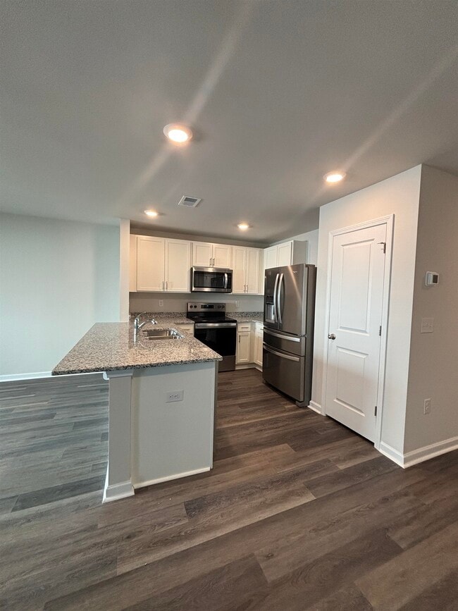 Building Photo - 160 Harvest Gold Dr