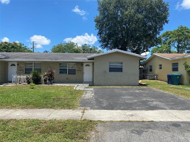 Primary Photo - 5411 NW 16th Ct
