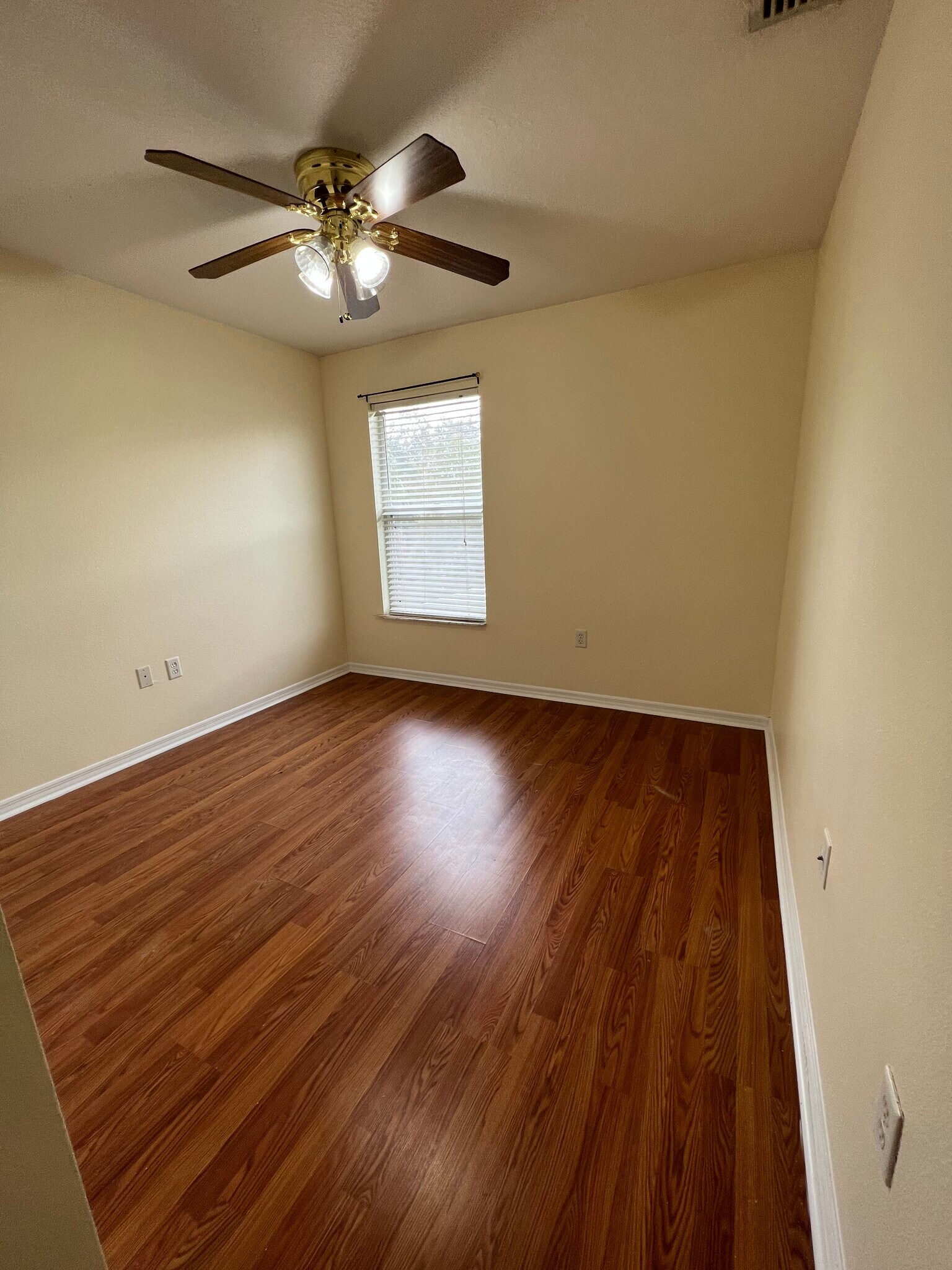 Building Photo - 71 Emerald Bay Dr