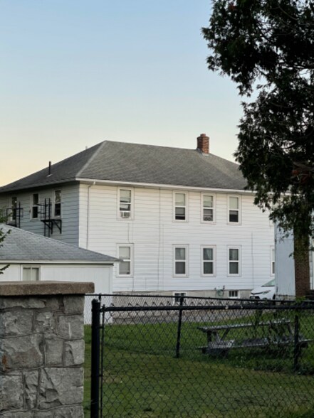 Building Photo - 51-53 Prospect Hill Ave