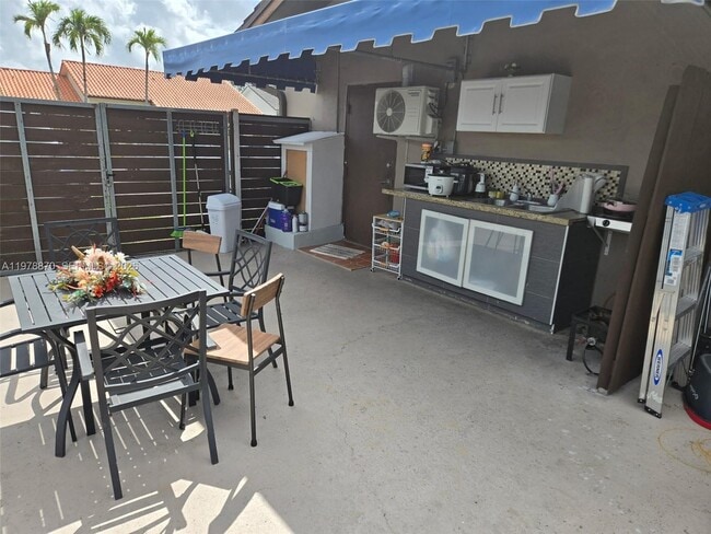 Building Photo - 12715 NW 8th Ln