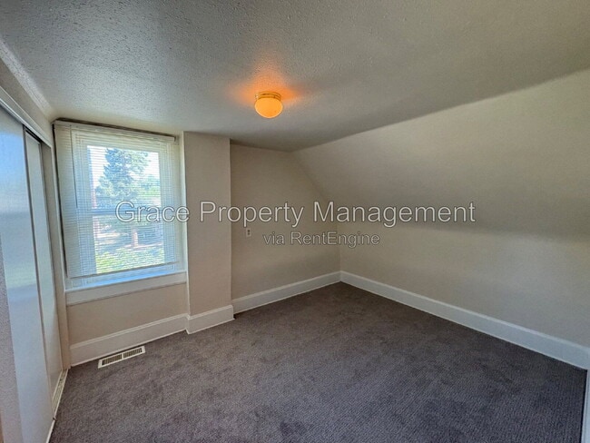 Building Photo - 4118 W 42nd Ave
