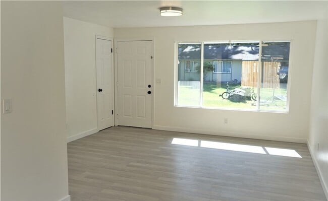 Building Photo - Secluded home in Covington