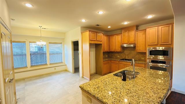 Building Photo - 14006 Stevens Point Dr