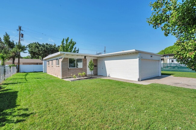 Primary Photo - 3031 W 3875 S