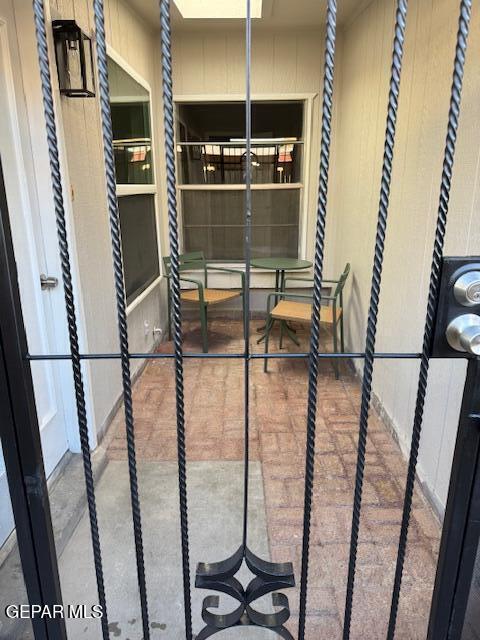 Building Photo - 10003 Caribou Dr