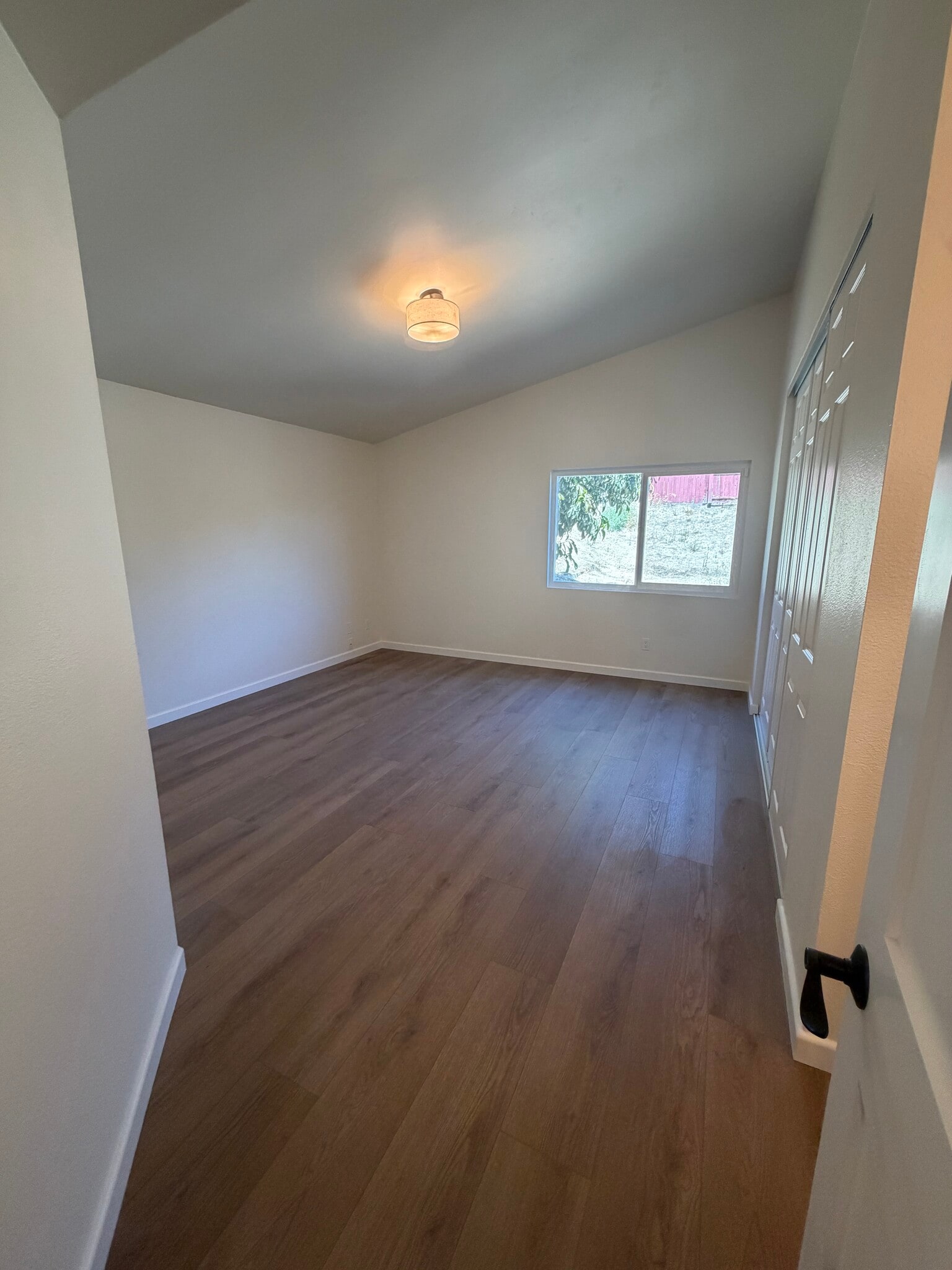 Building Photo - 7520 Woodbine Way