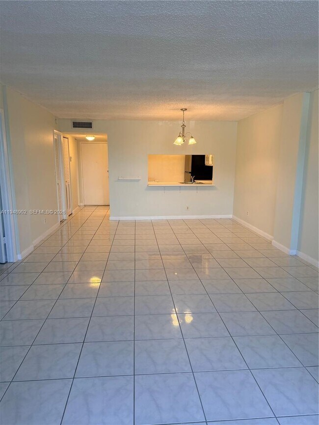 Building Photo - 501 E Dania Beach Blvd