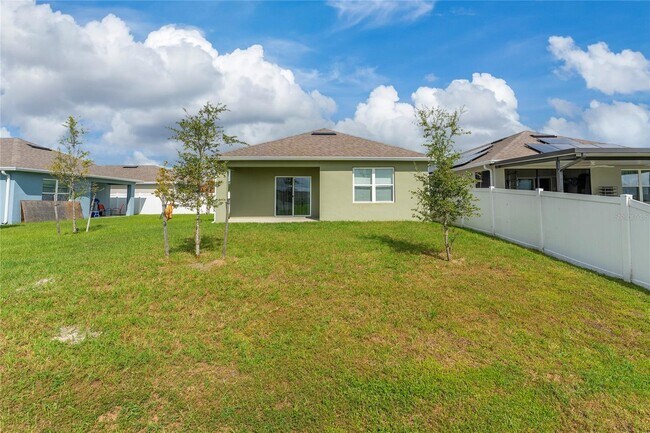 Building Photo - 1982 King Ranch St