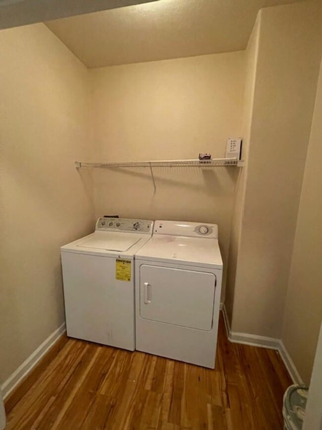 Building Photo - Gardens of Bridgehampton