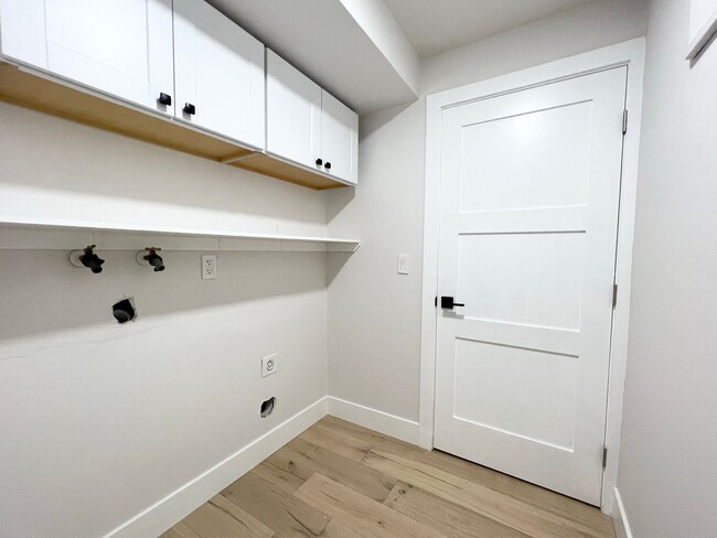 Building Photo - Beautifully Remodeled Condo with OCEAN VIE...