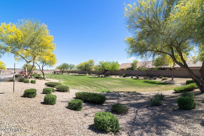 Building Photo - 4715 E Briarwood Terrace