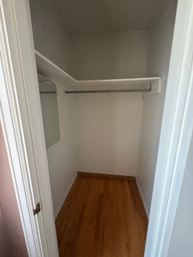 Building Photo - Updated 3BR/2BA home in South Nashville!