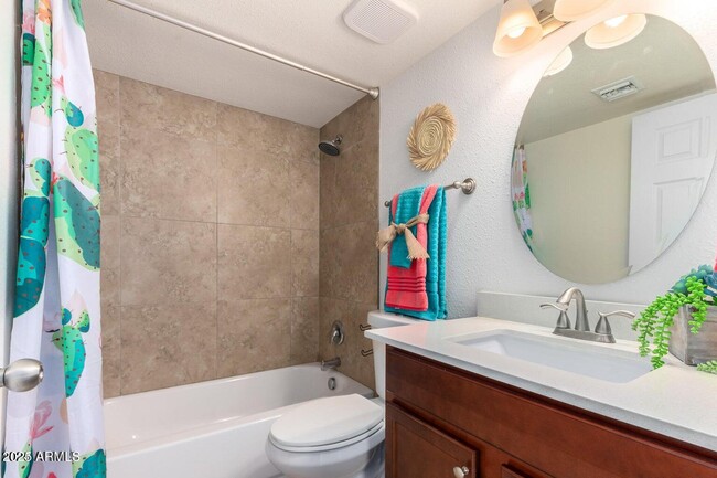 Building Photo - 14644 Yerba Buena Way
