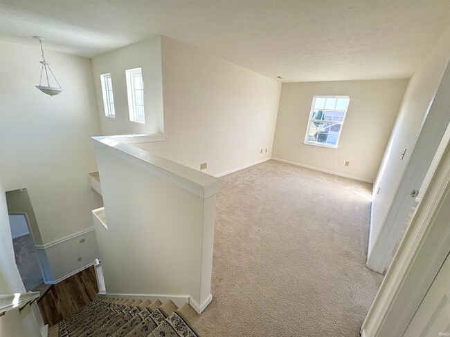 Building Photo - 2625 Wildflower Ln