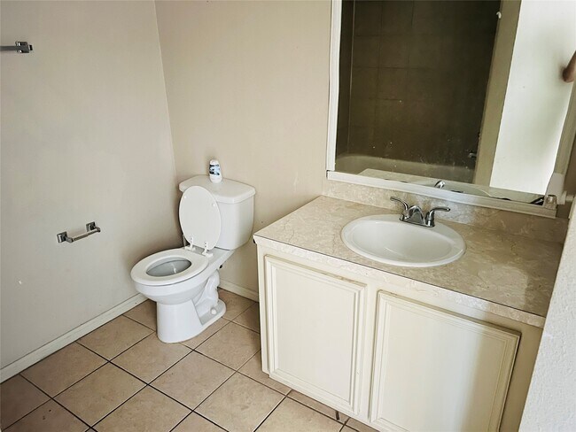 Building Photo - 4205 Clover St