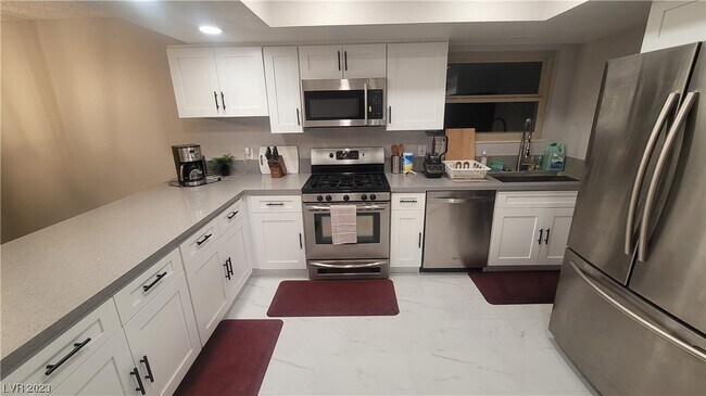 Building Photo - 2400 El Brio Ct