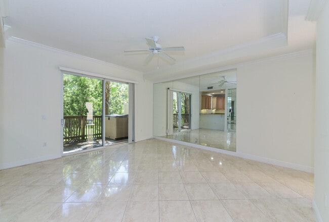 Building Photo - 12787 SE Old Cypress Dr