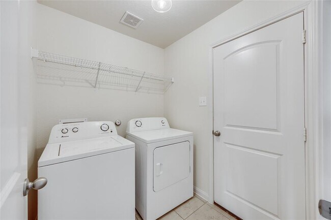 Building Photo - 19600 Woodrow Wilson St