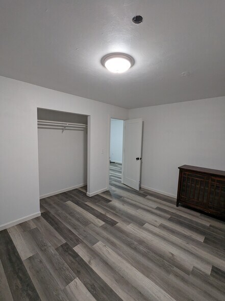 Building Photo - 2233 Hall Ave