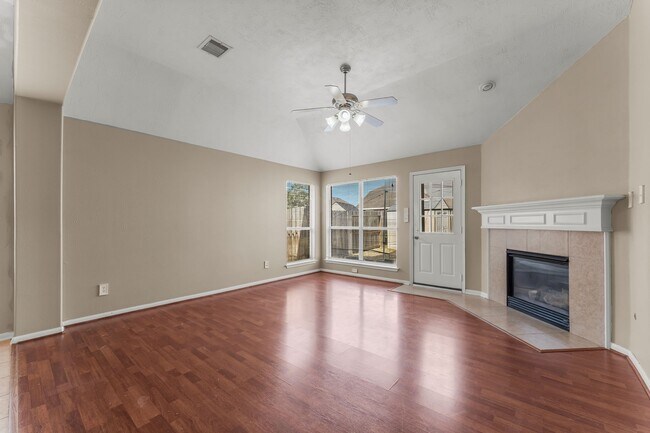 Building Photo - 30218 Deleon Fields Dr