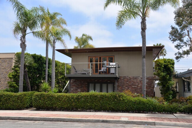 Building Photo - 4884 Muir Ave