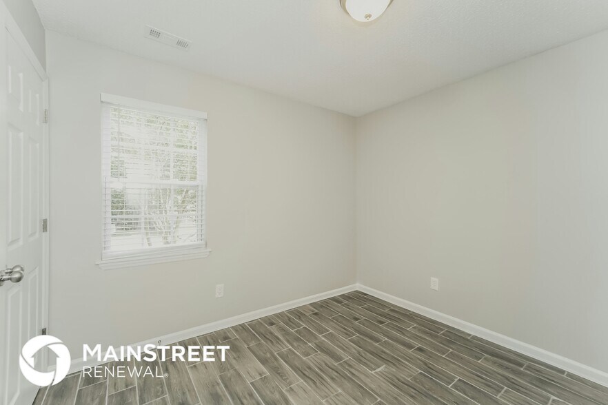 Building Photo - 2114 Bally Duff Ln