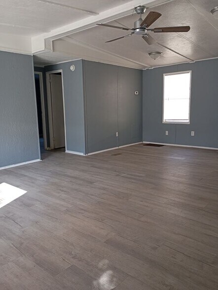 Building Photo - 14033 Bream Dr