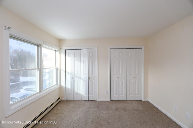 Building Photo - 87 Delaware St