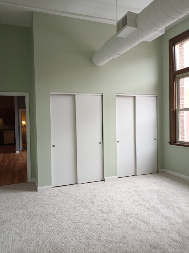 Building Photo - 15 Mount St Mary's Way