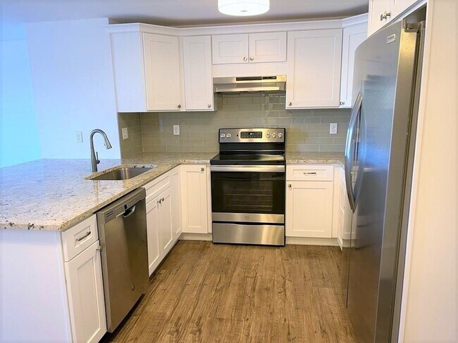 Building Photo - 1321 Worcester Rd