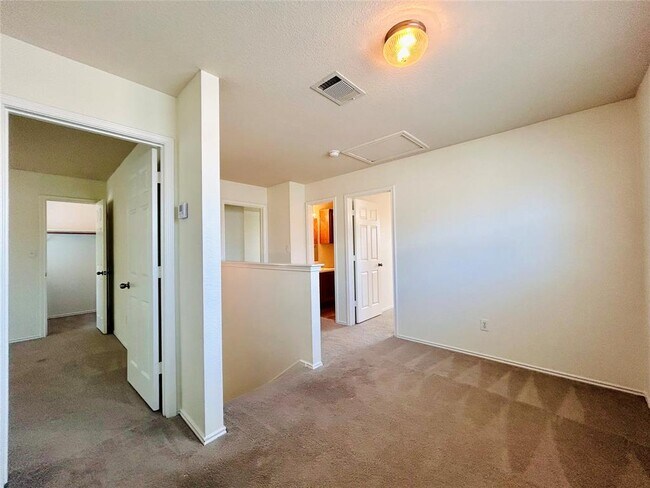 Building Photo - 3400 Etheredge Dr