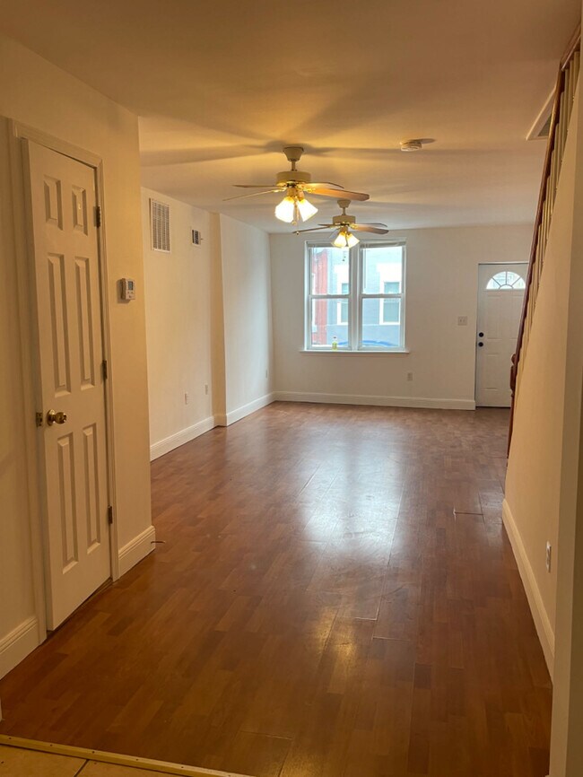 Building Photo - 2230 Wharton St