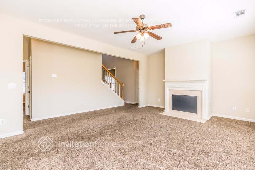 Building Photo - 75 Monarch Way