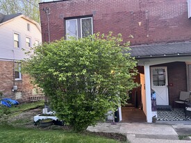 Building Photo - 374 Avenue E