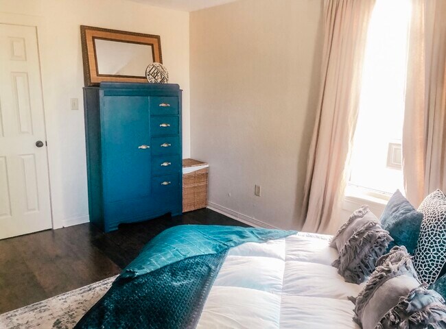 Bedroom 1 - 2113 Toledano St