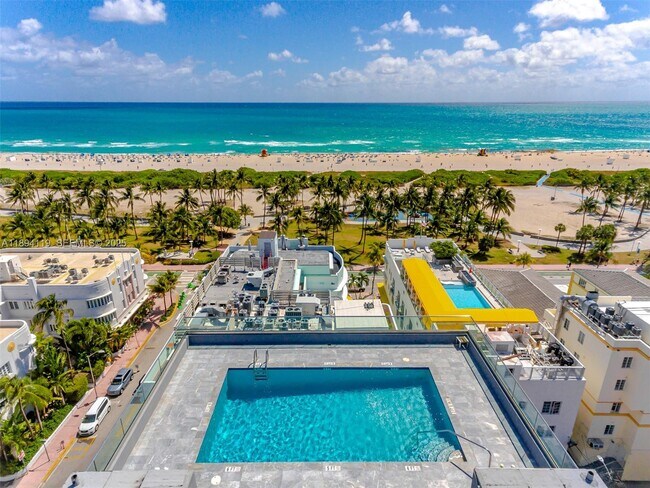 Building Photo - 1255 Collins Ave